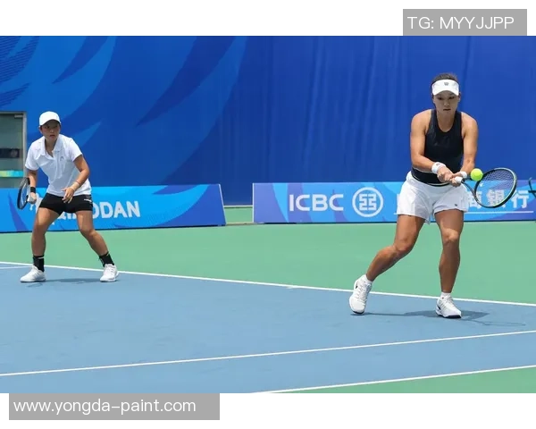 赛后分析:成都网球队与南京网球队的默契配合与战术探讨 赛后分析:成都网球队与南京网球队的默契配合与战术探讨