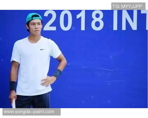 赛后分析:西安网球队与成都网球队在比赛中的灵活性对比探讨 赛后分析:西安网球队与成都网球队在比赛中的灵活性对比探讨