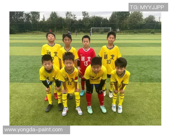 足球盛宴:深入解析上海足球队球员的个人技术与战术素养 足球盛宴:深入解析上海足球队球员的个人技术与战术素养