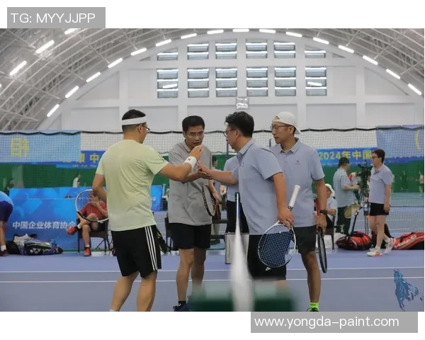 重庆网球队在城市联赛中的灵活性表现引发关注与讨论 重庆网球队在城市联赛中的灵活性表现引发关注与讨论