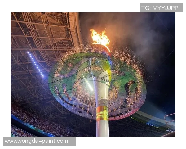 足球明星携手传递火炬点燃激情,共同迎接盛大赛事的到来 足球明星携手传递火炬点燃激情,共同迎接盛大赛事的到来