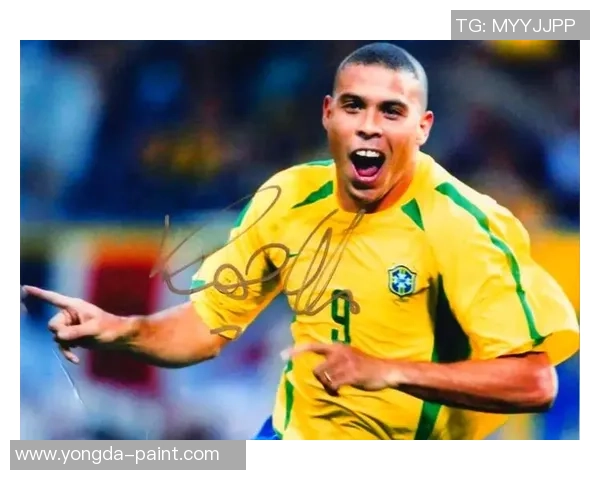 美国足球明星签名背后的故事与传奇瞬间揭秘